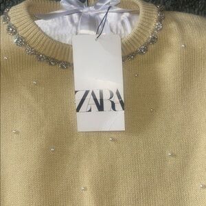 Zara Cream Sleeveless Sweater with Pearl Accents